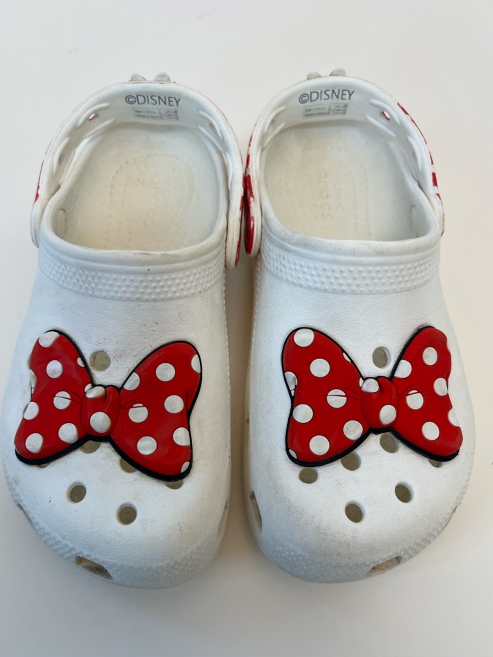 Disney Kids Crocs with Red Polka Dot Minnie Bows size C12 unique